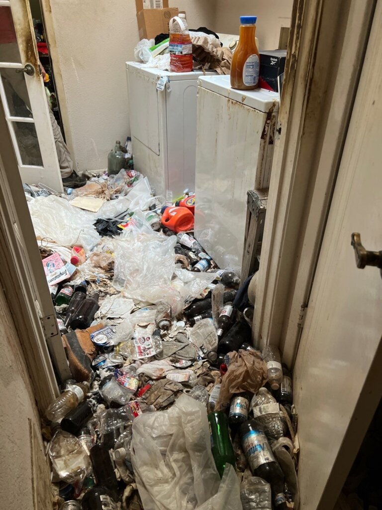 house of a hoader
