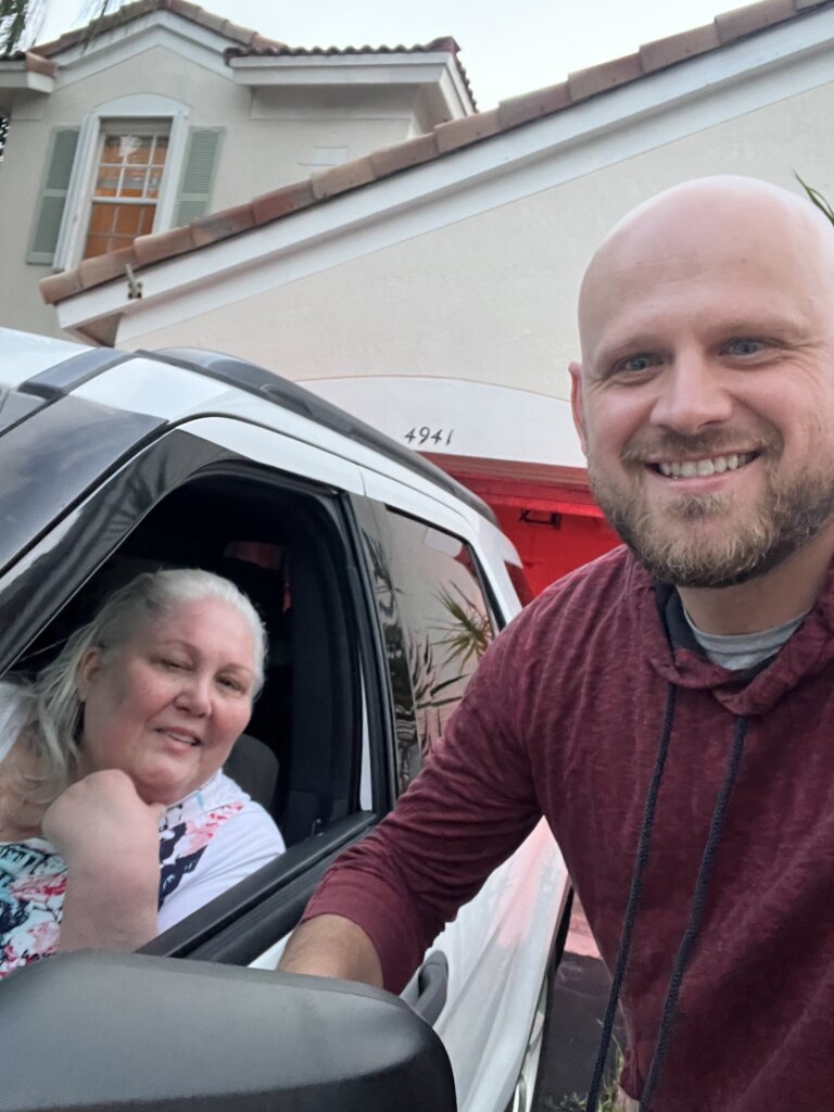 Another Happy Customer. She wanted to sell Her house fast to avoid Foreclosure and we Helped!