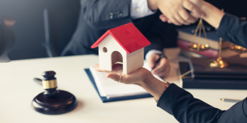 Do You Need a Lawyer to Sell a House Hartselle, AL