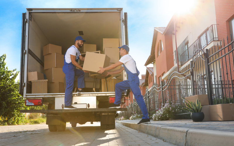 Guide to Selling a House Fast and Relocating In [market_city]