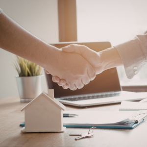 Selling My Home Using a Title Company in Huntsville