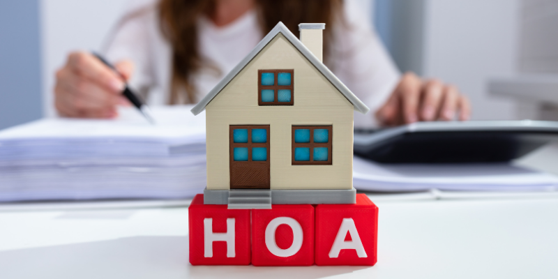 Delinquent HOA fees Southington