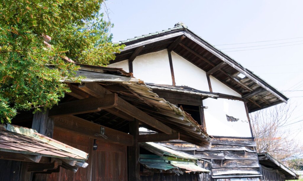 is it better to sell or rent an inherited house