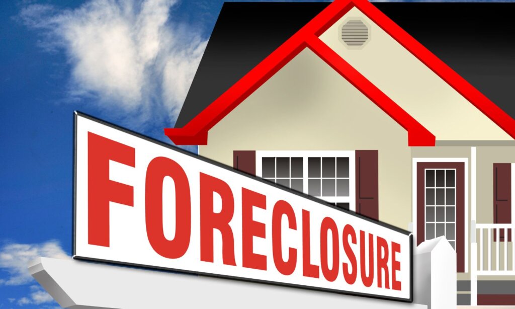 What happens if a house goes into foreclosure during probate