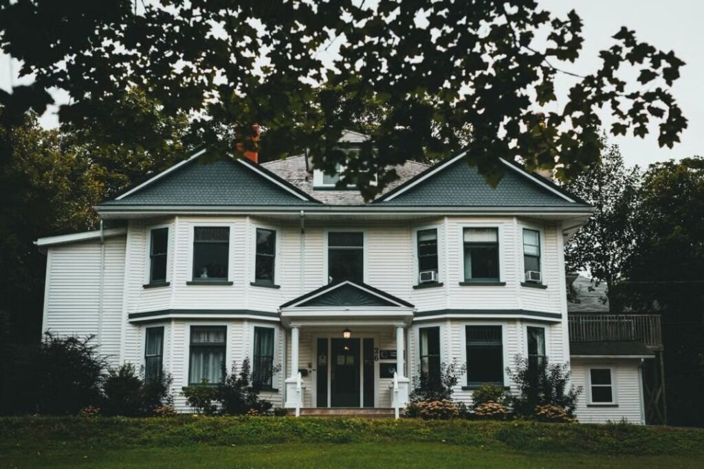 Understanding the Probate Home Sale Process in Tumwater
