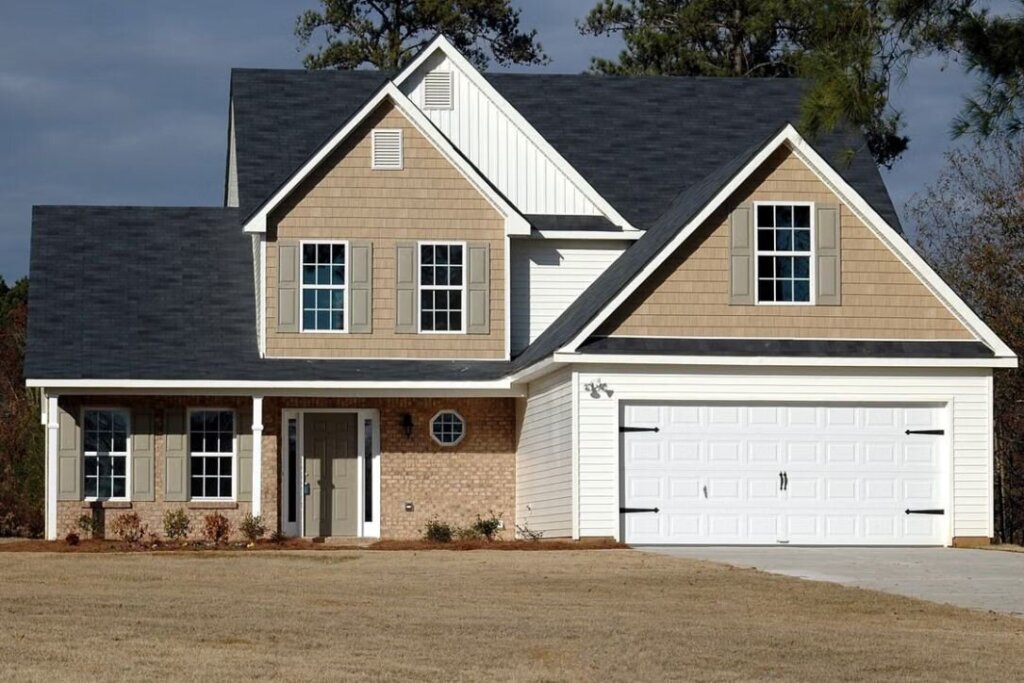 Helping Military Families Sell Homes in Rainier, WA
