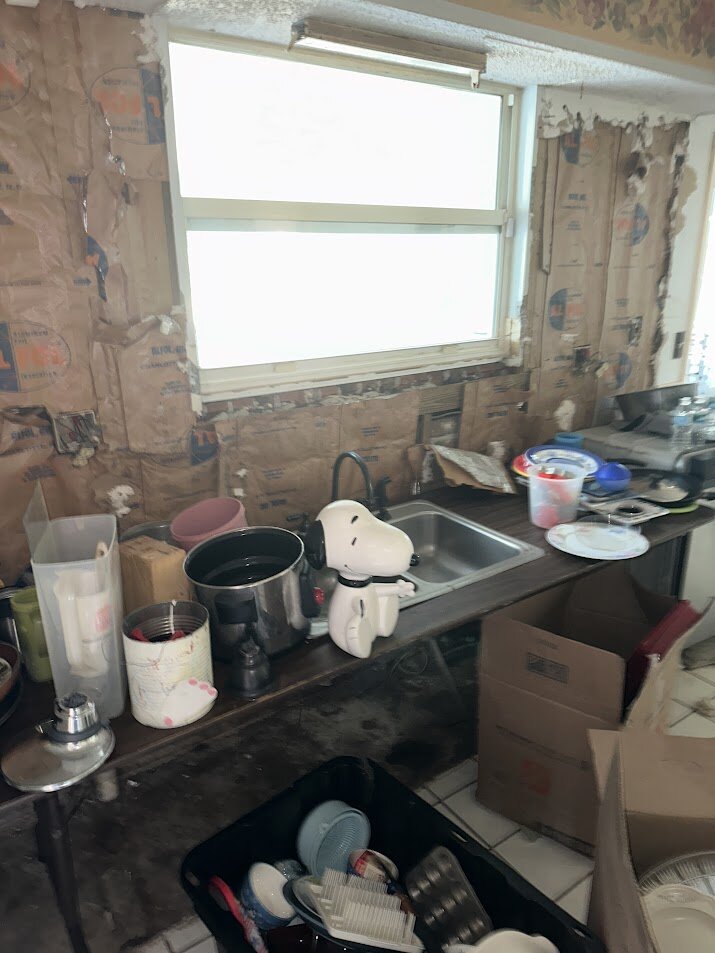 My-Fair-Marke- Offer-Trashed-Houses (11)