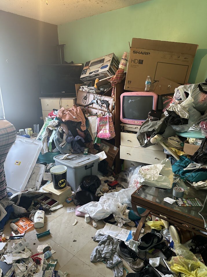 My-Fair-Marke- Offer-Trashed-Houses (14)