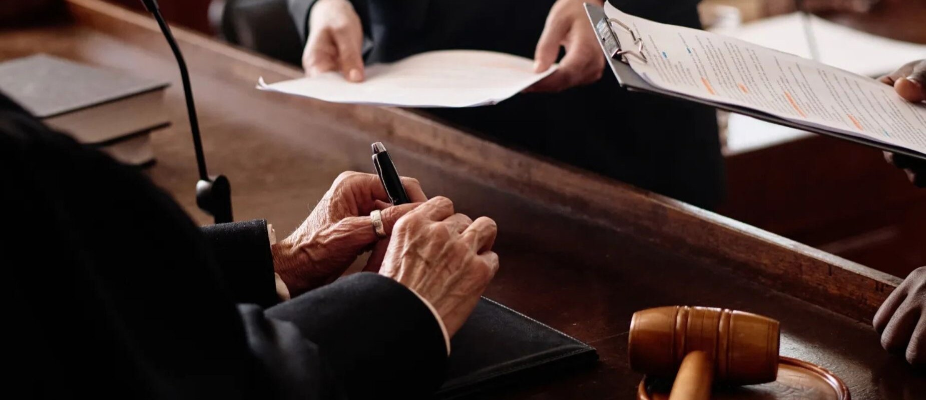 Real Estate Attorney Fees For Selling A Houses in Texas