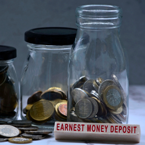 Earnest Money Processes in For Sale by Owner Deals In Texas