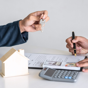 Guide to Selling a Condemned House in Texas