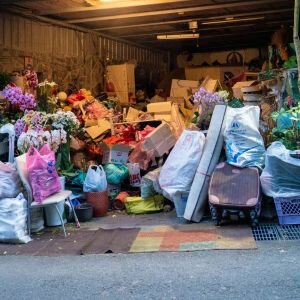 Guide to Selling a Hoarder House in Texas