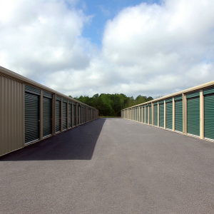 How to sell self-storage amid foreclosure in Texas