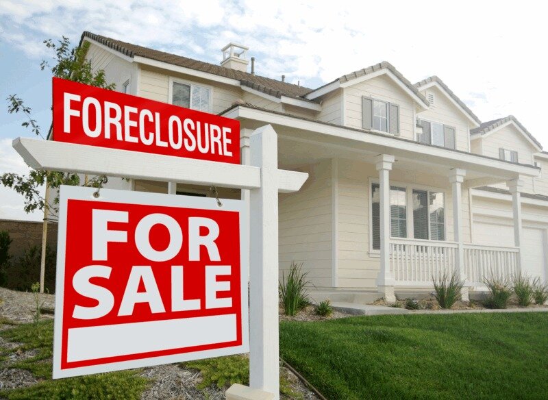 Guide to Selling an Apartment Complex in Foreclosure Texas
