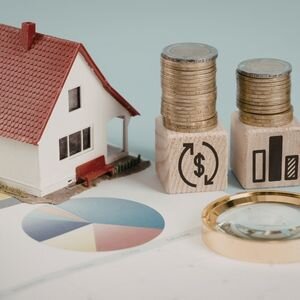 Can a residential real estate agent legally handle commercial property sales Dallas