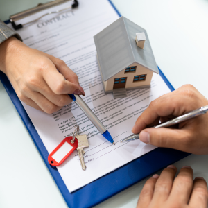 Selling a Mobile Home Park When Facing Title Challenges In Texas