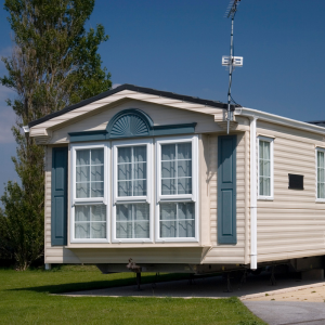 The Pros and Cons of Living in Mobile Home Parks In Texas