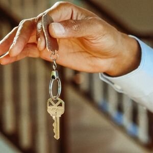 How Long Seller Stay in Home After Closing