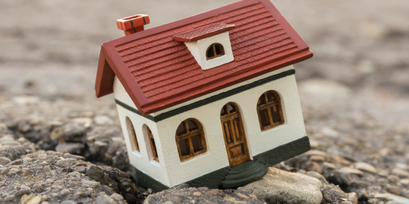 We Buy House With Foundation Issues in [market_city]