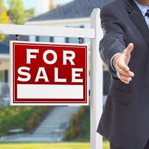 Sell a House Easily on Facebook Marketplace 