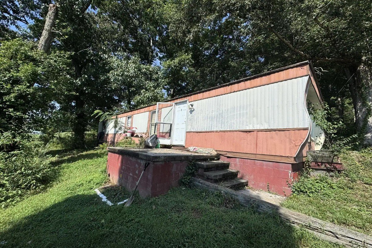Mobile home on land for sale in Knox County TN