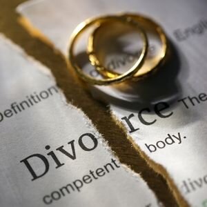 Land Sale During Divorce in Texas