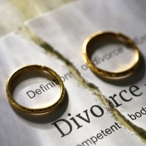 Can I sell during divorce Texas