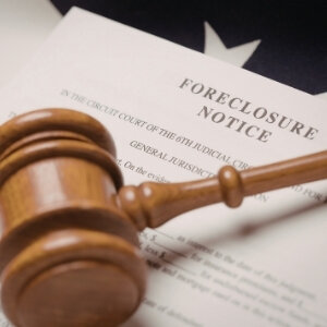 How to sell land in foreclosure Texas