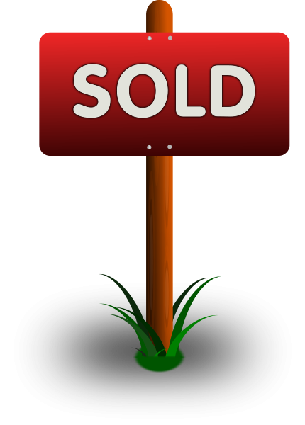 sold sign in front lawn