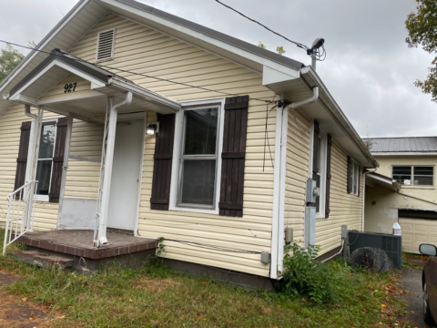 Front-House-View-Avenue-A-Knoxville-Rental-Sold-Cash