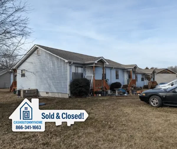 Multifamily building on the corner of Georgetown Road