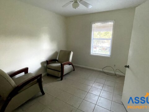 High Rental Yield and Growth Potential at 4975 Wilcox Way - 1