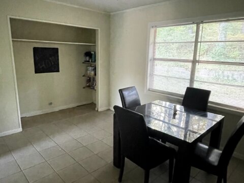 High Rental Yield and Growth Potential at 4975 Wilcox Way - 7