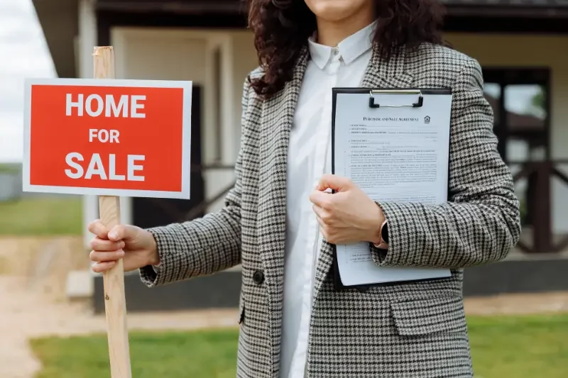 can a house be sold with a lien on it