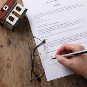 Can an executor rewrite the will St. Paul