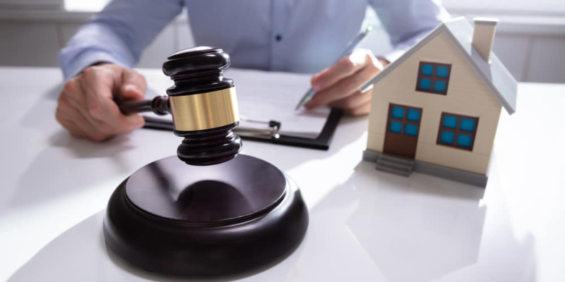 Selling a Home During Bankruptcy In St. Paul