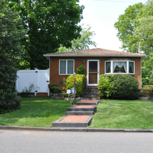 Sale of Old House In Minneapolis