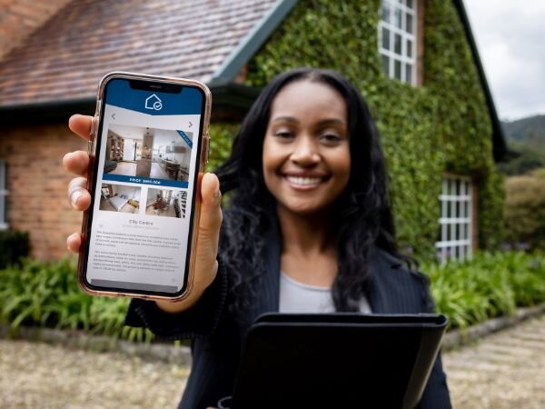 Selling a House on Facebook Marketplace Pros and Cons