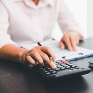 Can I Sell My House While an Insurance Claim Is in Progress in Minnesota