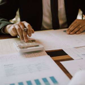 What are Closing Costs and Who Pays Them in North Carolina