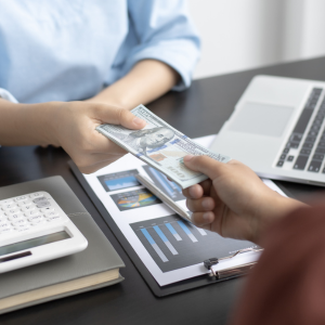 How To Sell Your House With A HELOC In Illinois