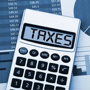 Selling a Home With Tax Issues in Florida