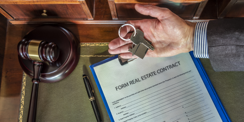 Do I Need an Attorney to Sell My Home In Tampa