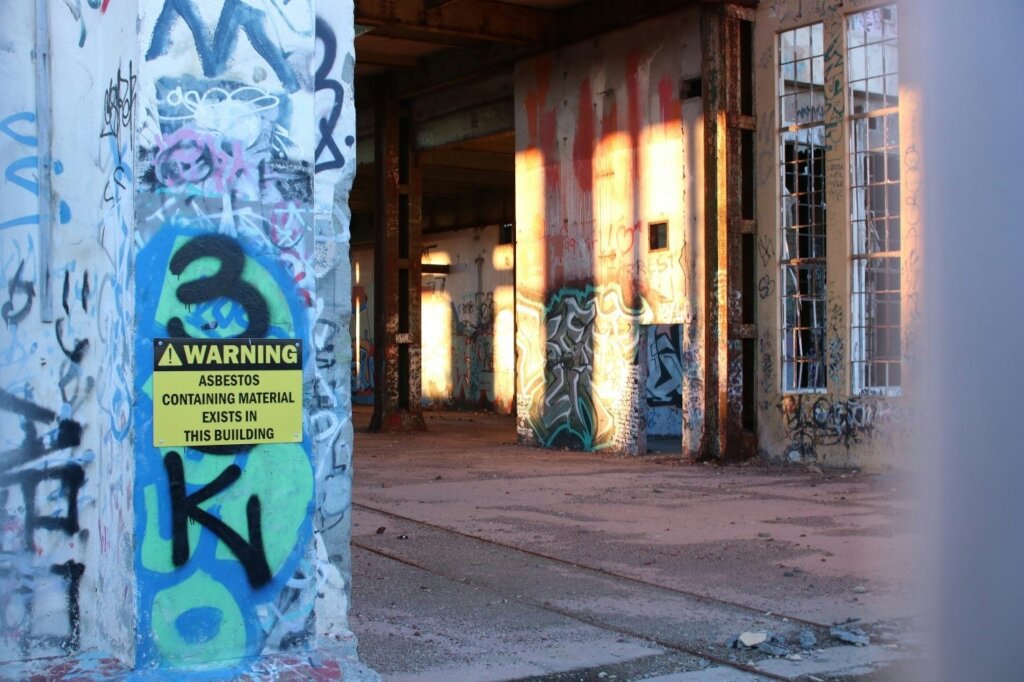 selling a home with asbestos