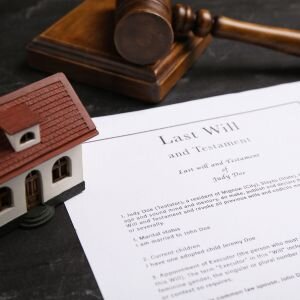 Are you allowed to stay in a house that’s in probate in 