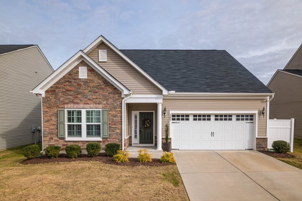 St. louis home. Affordable St. Louis house for sale.