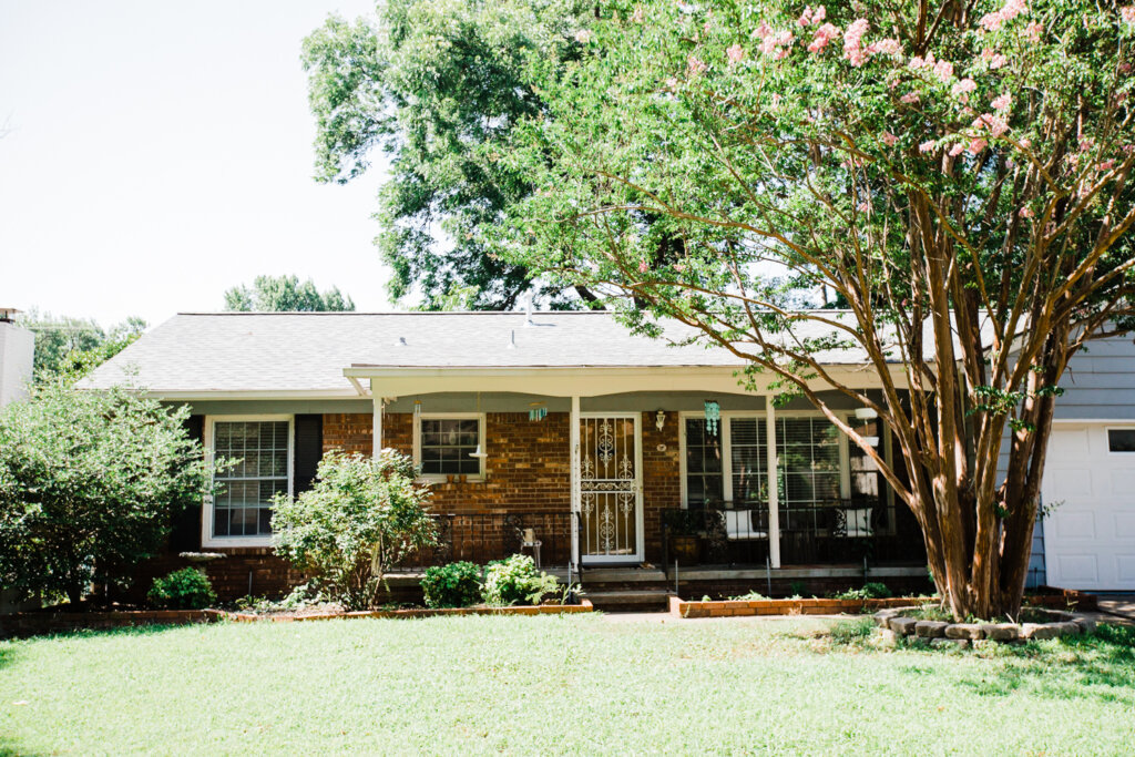 Cash Home Buyers. We buy ugly houses in Missouri. Sell your house fast