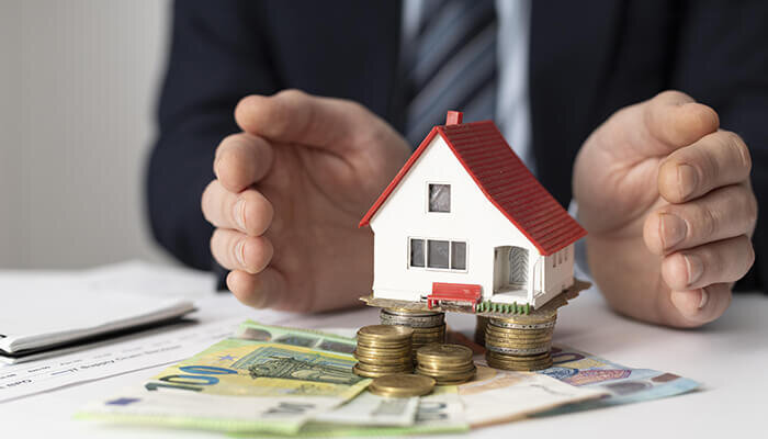 We buy houses Cash in stl. We buy houses fast and easy.