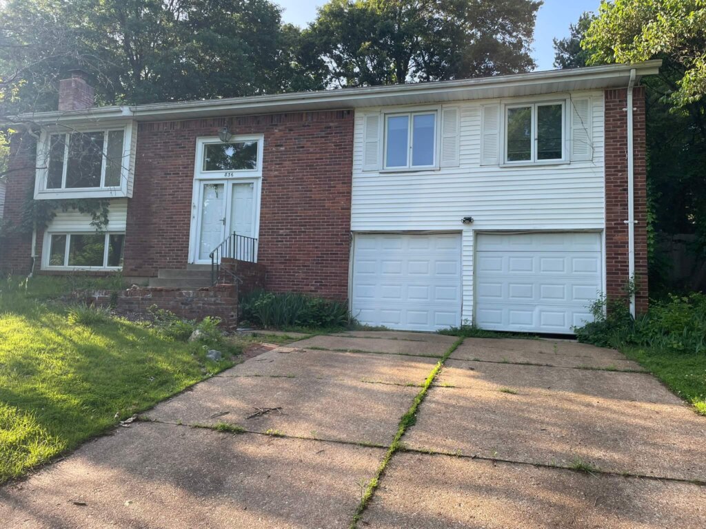 Cash Offer Man buys homes in Stl