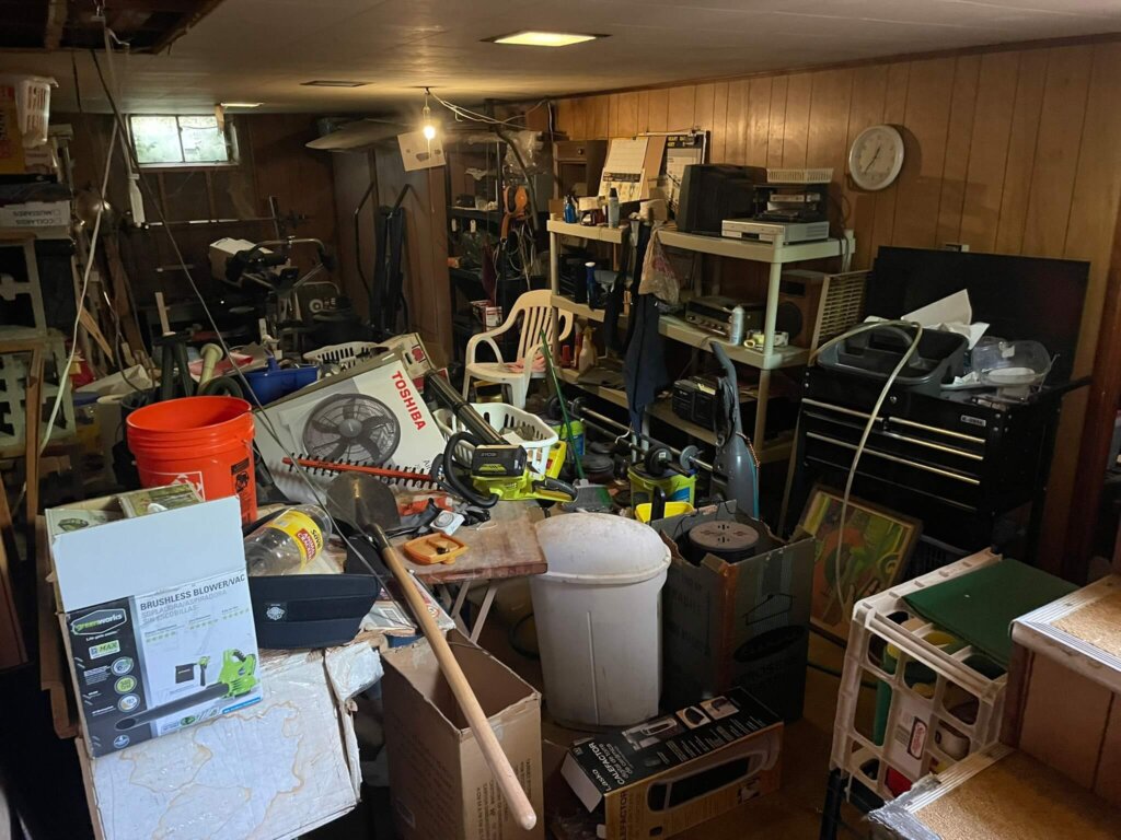 hoarder house